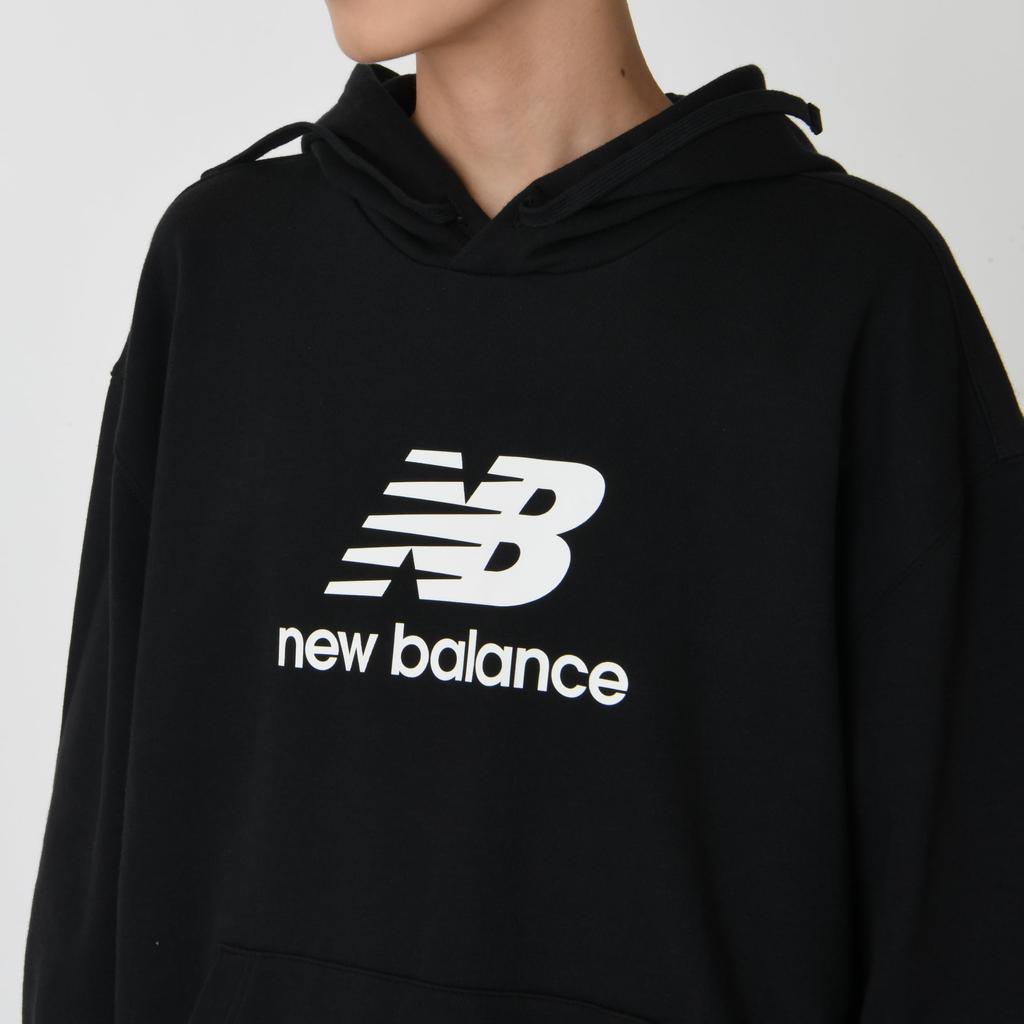 New Balance Sport Essentials Stacked Logo Sweatshirt Hoodie Black Stacked Logo Sweatshirt (WT41504) Women's