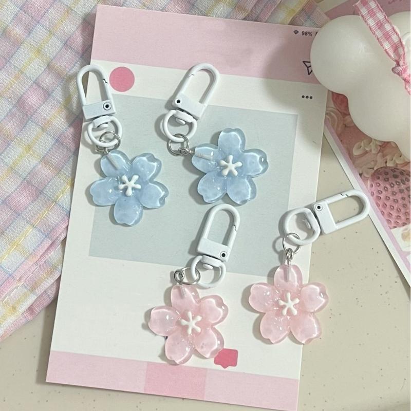 10Pcs Resin Sakuras Keyring Charm Cherry Blossoms Pendant Keychain Stylish Flower Key Accessory for Everyday Use