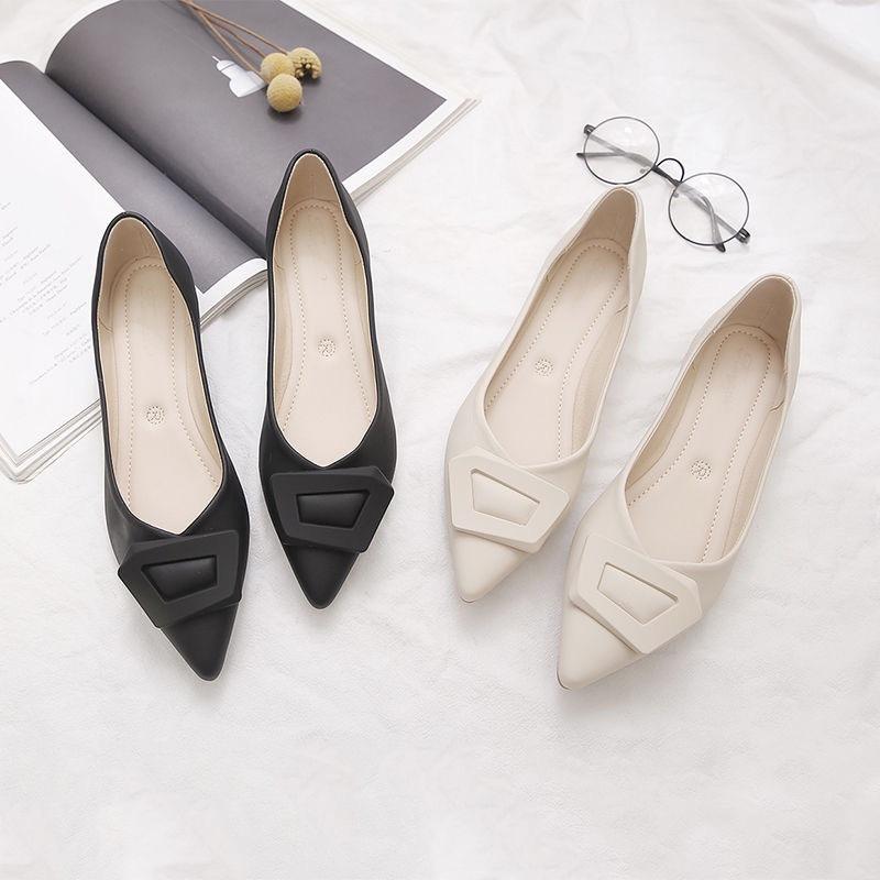 Pointed Thick-heeled Single Shoes Temperament New Spring and Autumn Versatile Flat-soled Ladyshoes Soft-soled Black Flat-heeled Work Shoes
