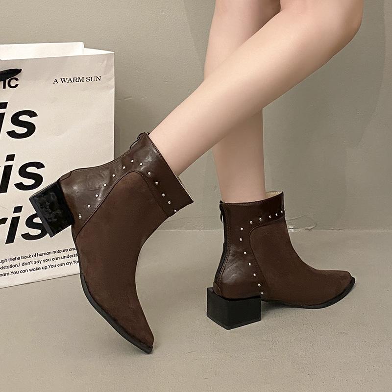 Thick-heeled Short Boots Women's 2026 Autumn and Winter New Engagement Toast Red Bride Shoes Xiuhe Chinese High-heeled Wedding Boots