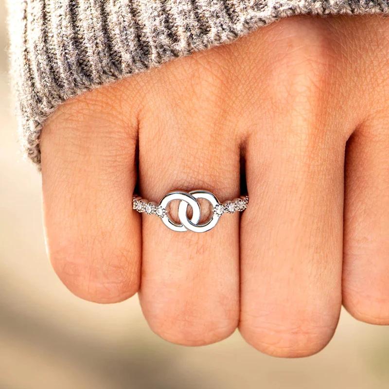 CAOSHI Schicker Modischer Silberfarbener Fingerring Damen Täglich Tragbarer Schmuck mit Glänzendem Zirkonia Trendiges Vielseitiges Accessoire für Frauen