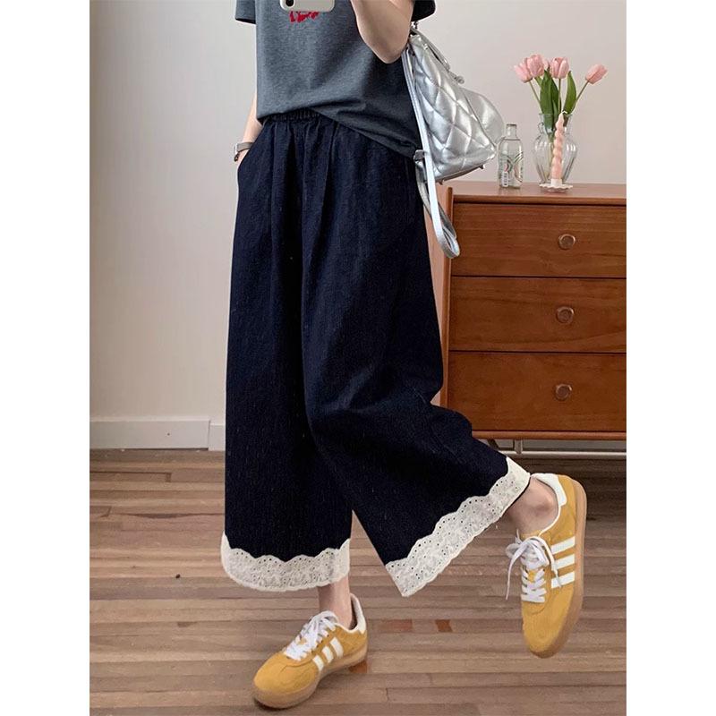 

Retro Dark Blue Lace Patchwork Cropped Wide-Leg Denim Pants for Women - Autumn Slimming Straight-Leg Style 2XL темно-синього кольору