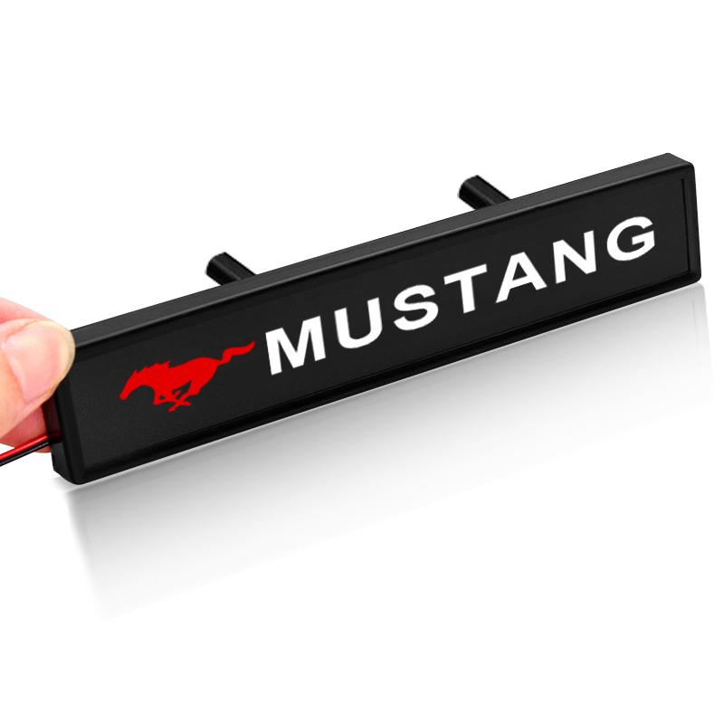 

1Pcs Car Decorative Light LED Front Hood Grille Emblem Badge Decor For Ford Mustang 2005 2006 2007 2008 2009 2016 2017 GT Guitar Eleanor Pickguard Mustang