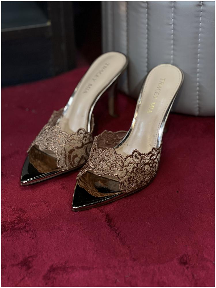 2026 Summer Champagne Gold Embroidered Pointed Toe Mules: Women's One-Strap Thin Heel Sandals