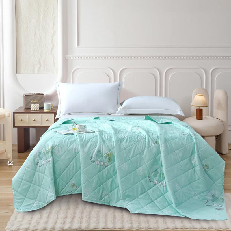 

Mugwort Infused Cooling Summer Quilt