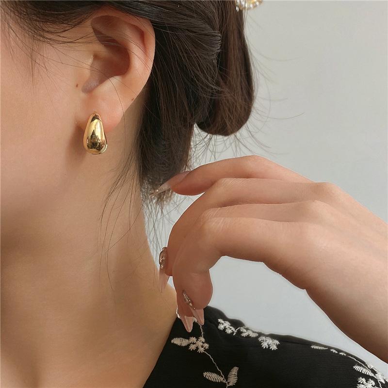 Fashion Simple Smooth Metal Hoop Earring Charm Women Trendy Vintage Party Accessories Gifts Handmade Jewelry