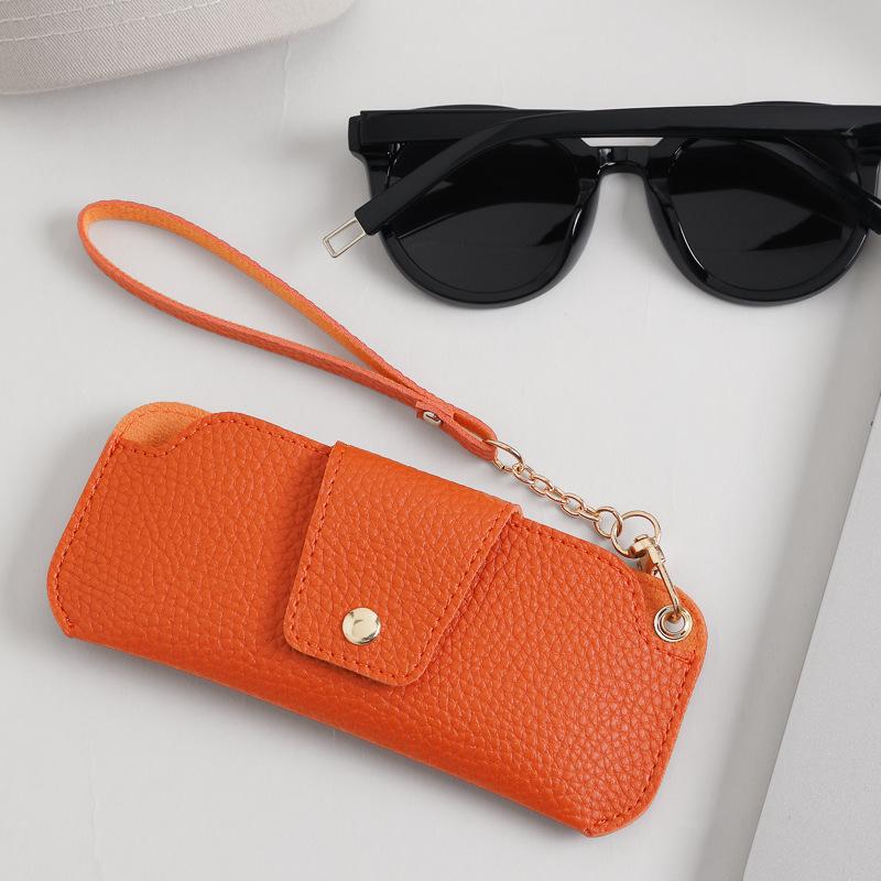 

Pu Leather Glasses Case Portable Sunglasses Pouch With Wrist Strap Button-Closure Eyeglass Sleeve For Travel A3 оранжевый