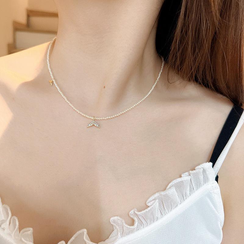 Elegant Fishtail Pearl Necklace with Tassel Pendant for Women