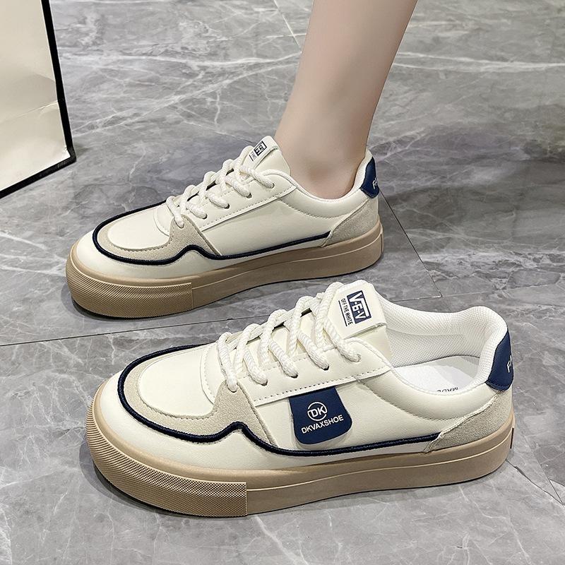 Comfortable Thick Soled Shoes Simple and Fashionable Retro White Shoes Board Shoes