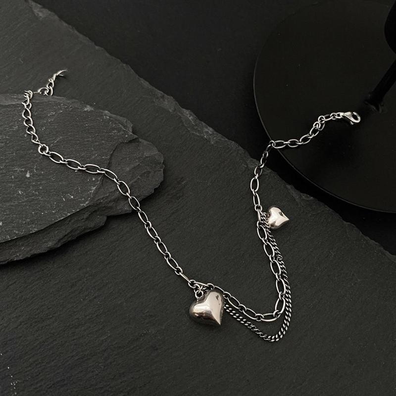 Internet celebrities ins the same Xiaohongshu summer accessories retro light luxury women, fashionable and exquisite glossy love anklet