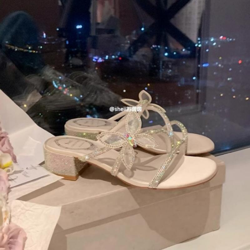 

Туфли супер красивые бабочка стразы толстый высокий каблук шлепанцы женские сандалии носить весна и лето 35