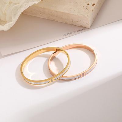 Goldarmbänder für Damen Hand Schmuck Mode Eingelegte Nischen Design Armbänder