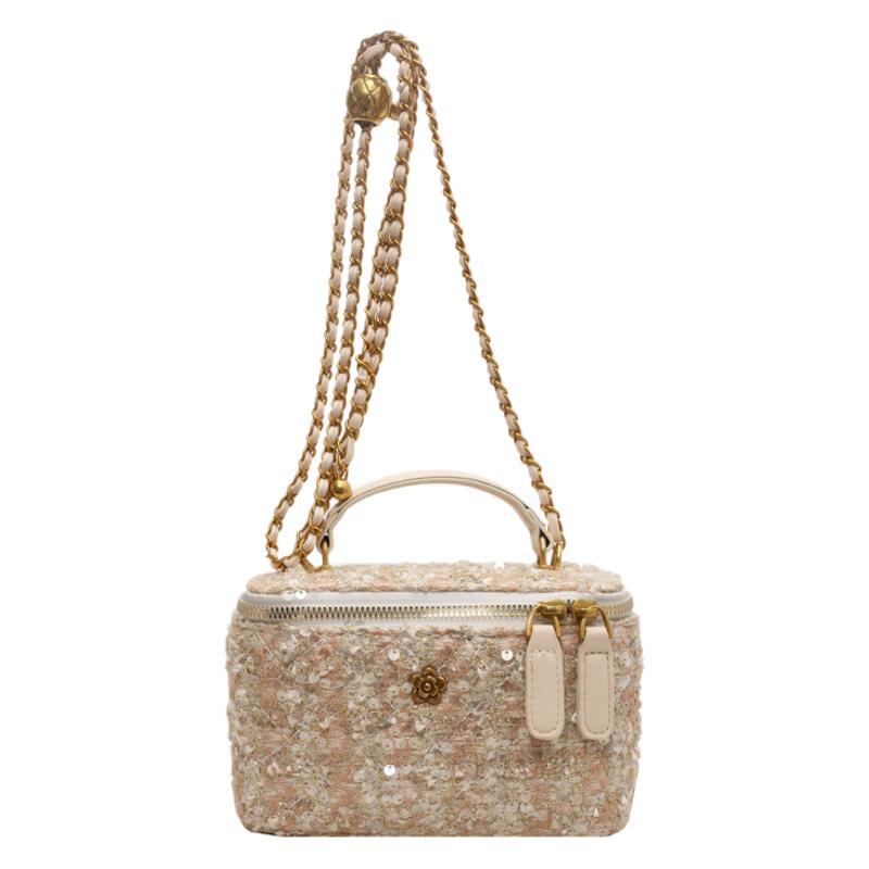 Niche design woolen small bag 2025 new autumn and winter women's bag fashion portable shoulder bag versatile messenger bag