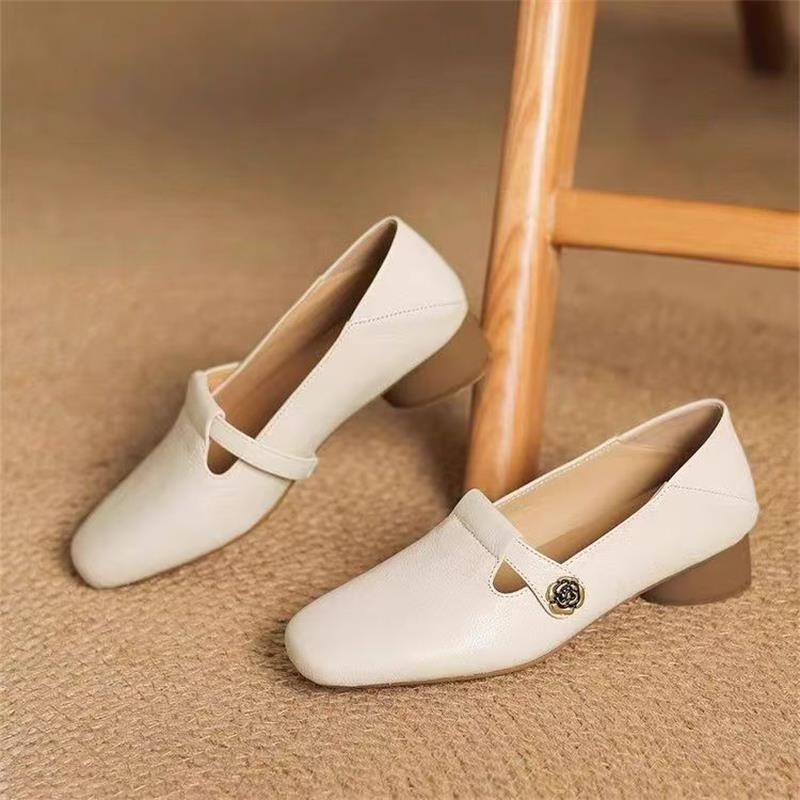 2025 spring and autumn new retro small leather shoes thick heel camellia single shoes soft leather soft sole shallow mouth loafers women