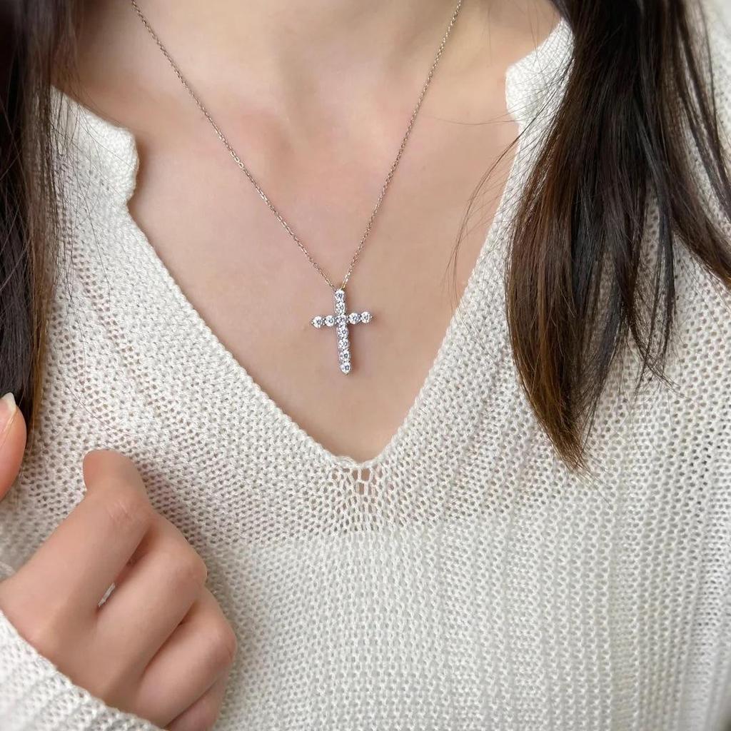 S925 Sterling Silver Cross Necklace with Full Diamond Pendant, Classic Pave Style, Versatile Fashion Clavicle Chain for Women.