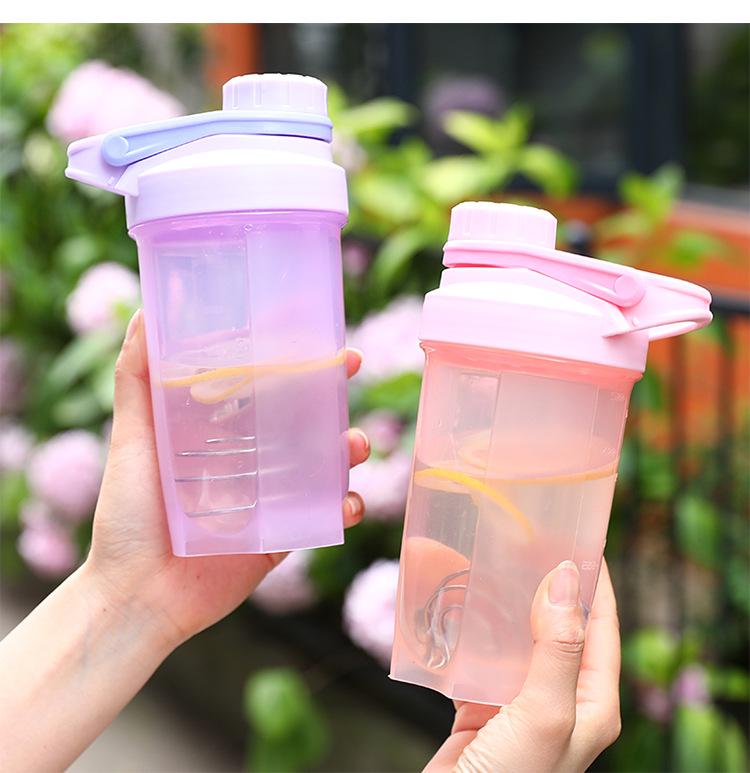 500ml Sports Protein Shaker Bottle with Logo - Ideal for Smoothies and Water