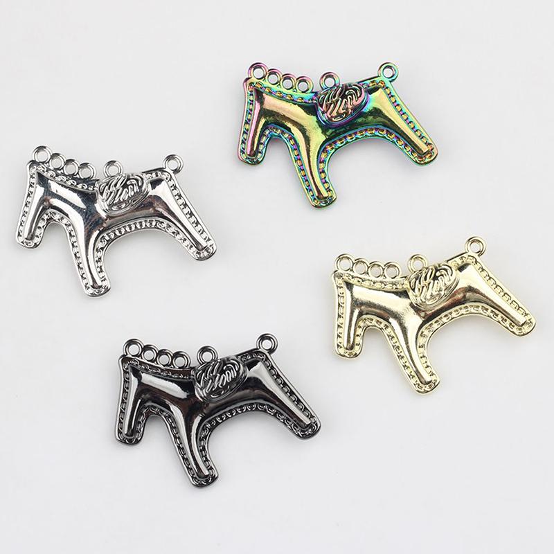 2Pcs Zinc Alloy Painted Rocking Horse Pendant Charms Diy Necklace Bracelet Earrings Accessories