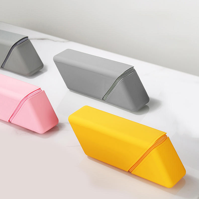 Portable Soft Silicone Pencil Case With High Aesthetic Large Capacity Vertical Silicone Pencil Case With Zipper Pocket Suitable For Desktop Use