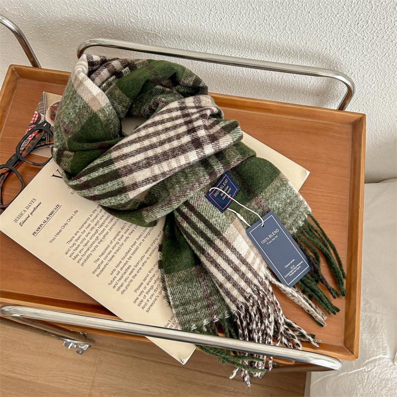 Vielseitiger, weicher und klebriger Karoschal aus Kaschmirimitat mit Quaste für den Winter, luxuriös, neu, modisch, verdickter, warmer Schal für Damen