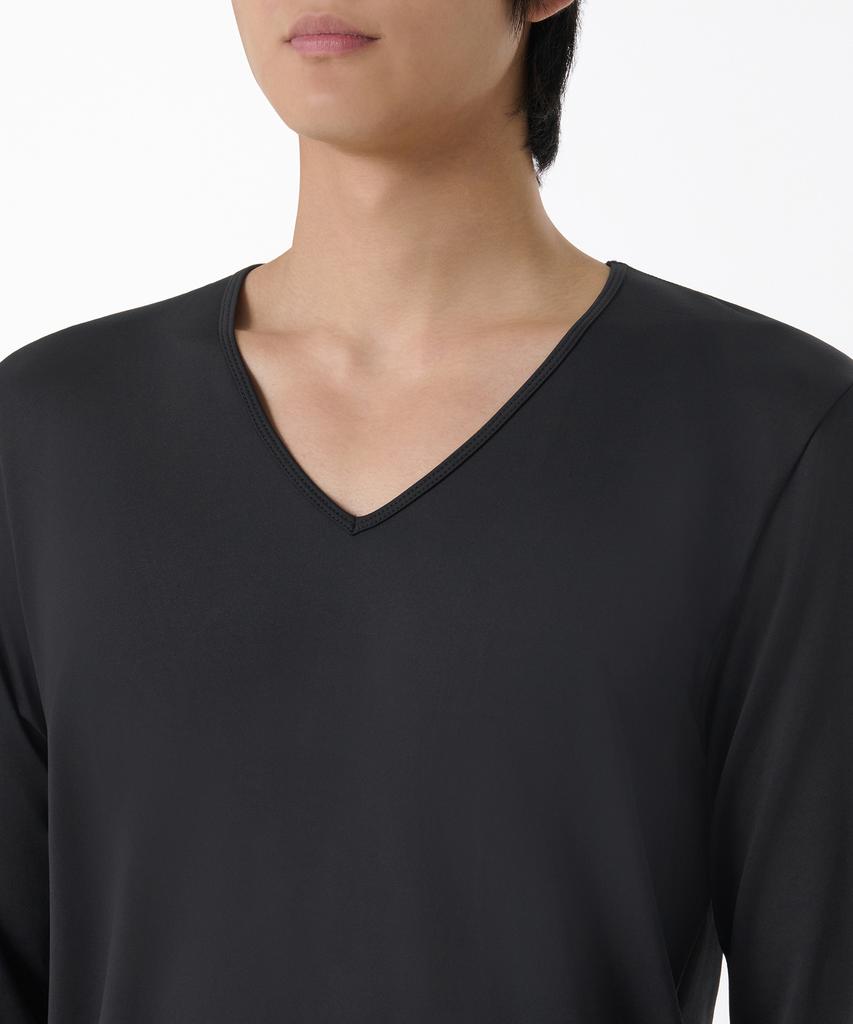 MUSINSA STANDARD [Heat Standard] Plus Men'S V-Neck T-Shirt_Innerwear [Dark Gray]