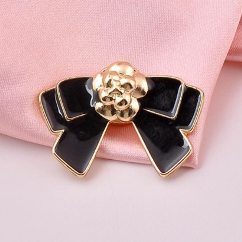 New Enamel Bowknot Magnet Brooch Safe Hijab Pins Fashion Scarf Shirt Collar Luxulry Gifts For Women Clothing Accessories