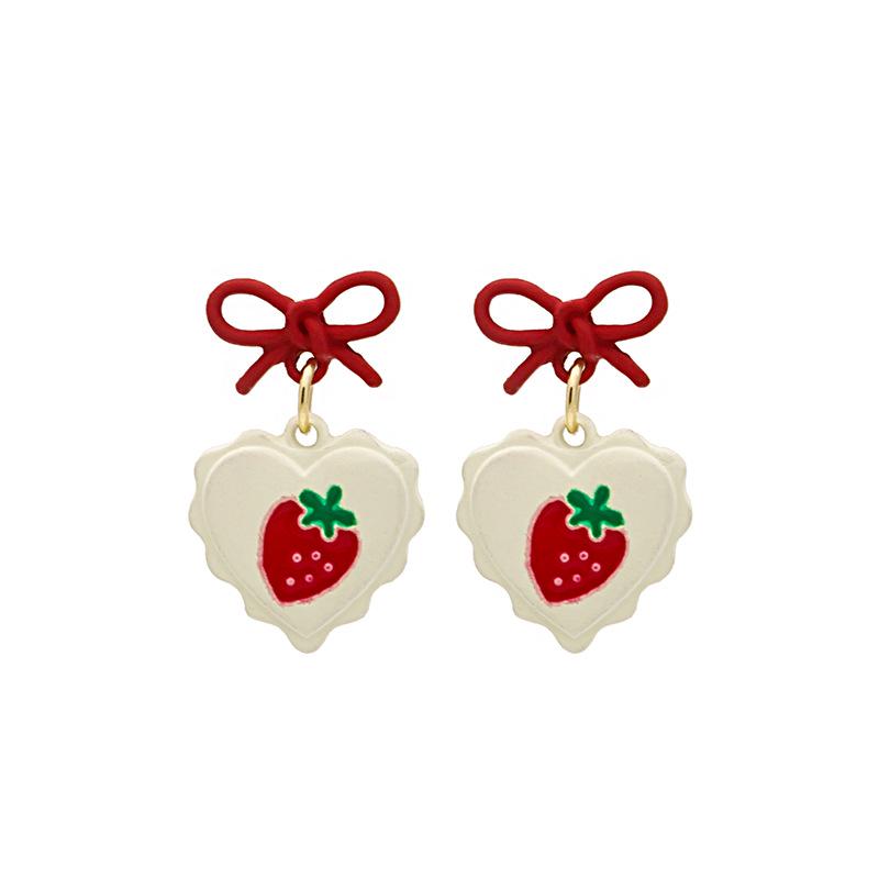 

Серьги-пусеты из серебра с клубничным кремом и красным бантом - Милый девичий стиль