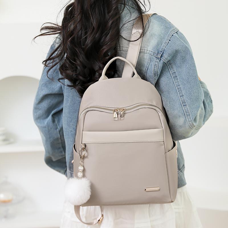 Nylonový batoh Dámský velkokapacitní taška na dojíždění do práce