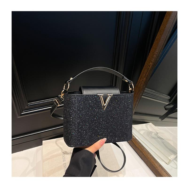 Premium textured tote bag 2 summer new handbag wavy shoulder bag sequined snake messenger bag women чёрный