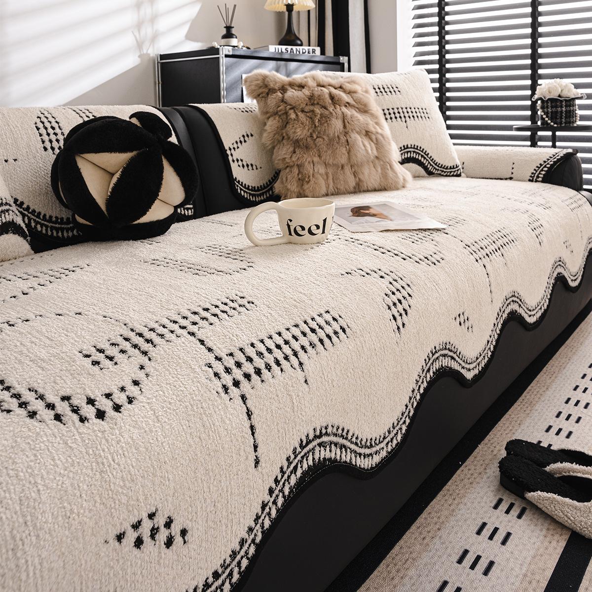 

French Special-Shaped Sofa Cushion, Universal In All Seasons, Straight-Breasted Leather Sofa Seat Cushion, Thickened Non-Slip Irregular Sofa Coverl 70*70cm