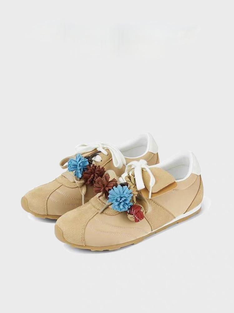 [The Same Style As the Star] Dexun Shoes Women's 2025 New Retro Color Matching Detachable Flower Decorative Sports and Leisure Shoes