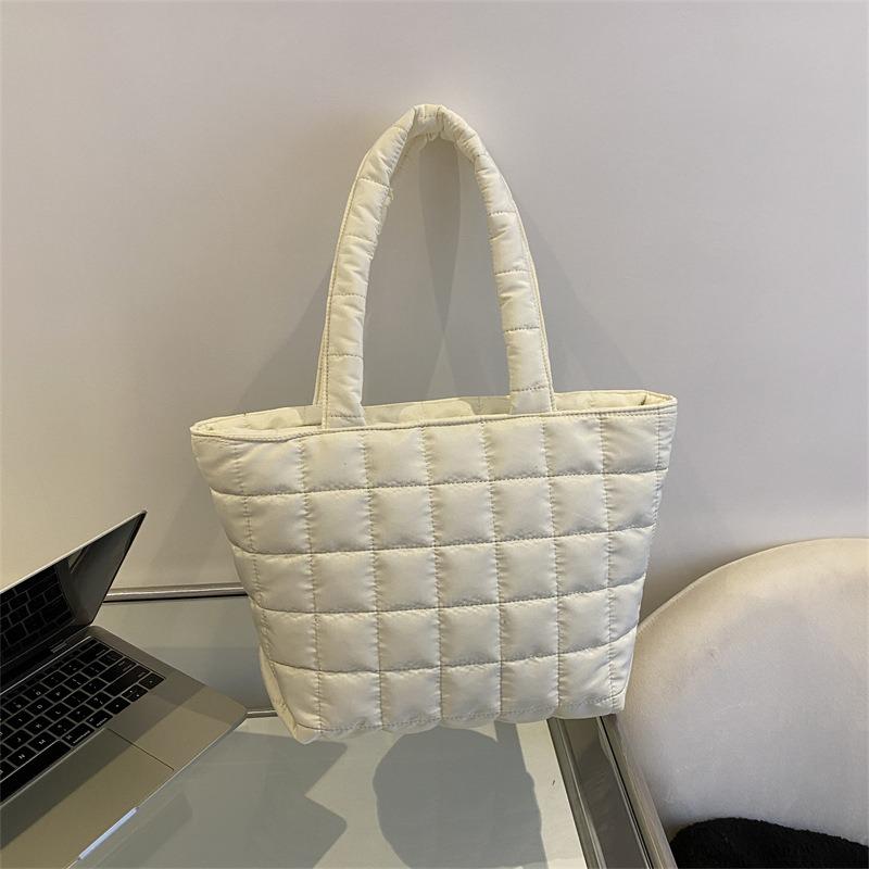 Large Capacity Solid Color Simple Versatile Women Single Shoulder Commuter Tote Bag