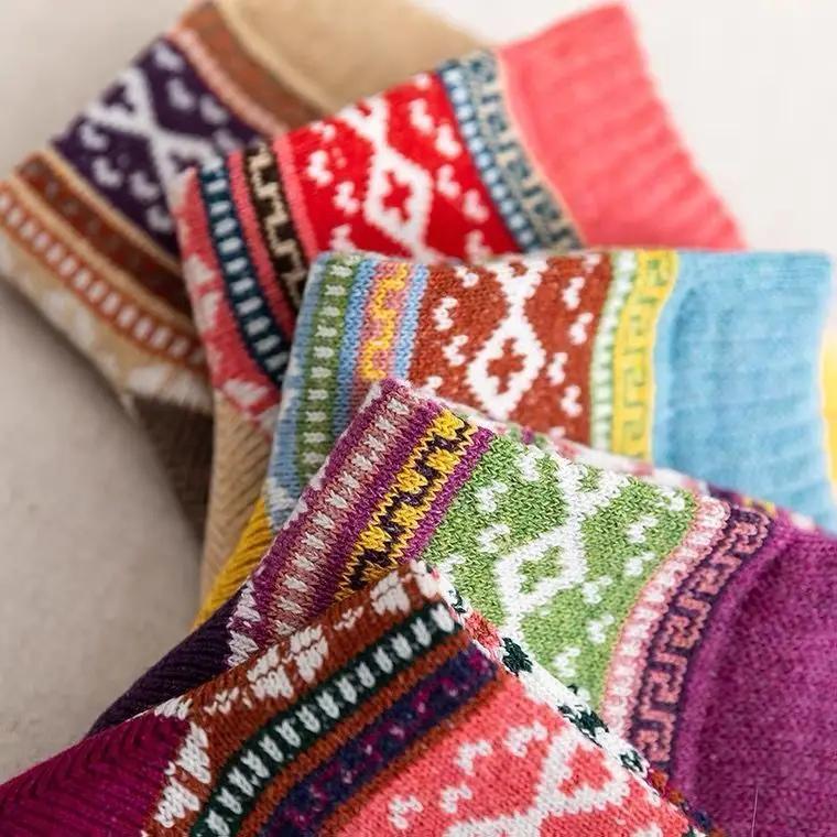 5 Paar Bunte Gestreifte Wollsocken für Damen und Herren Warme Wintersocken Ultra Dick Harajuku Paar Frostschutz Kaschmirsocken