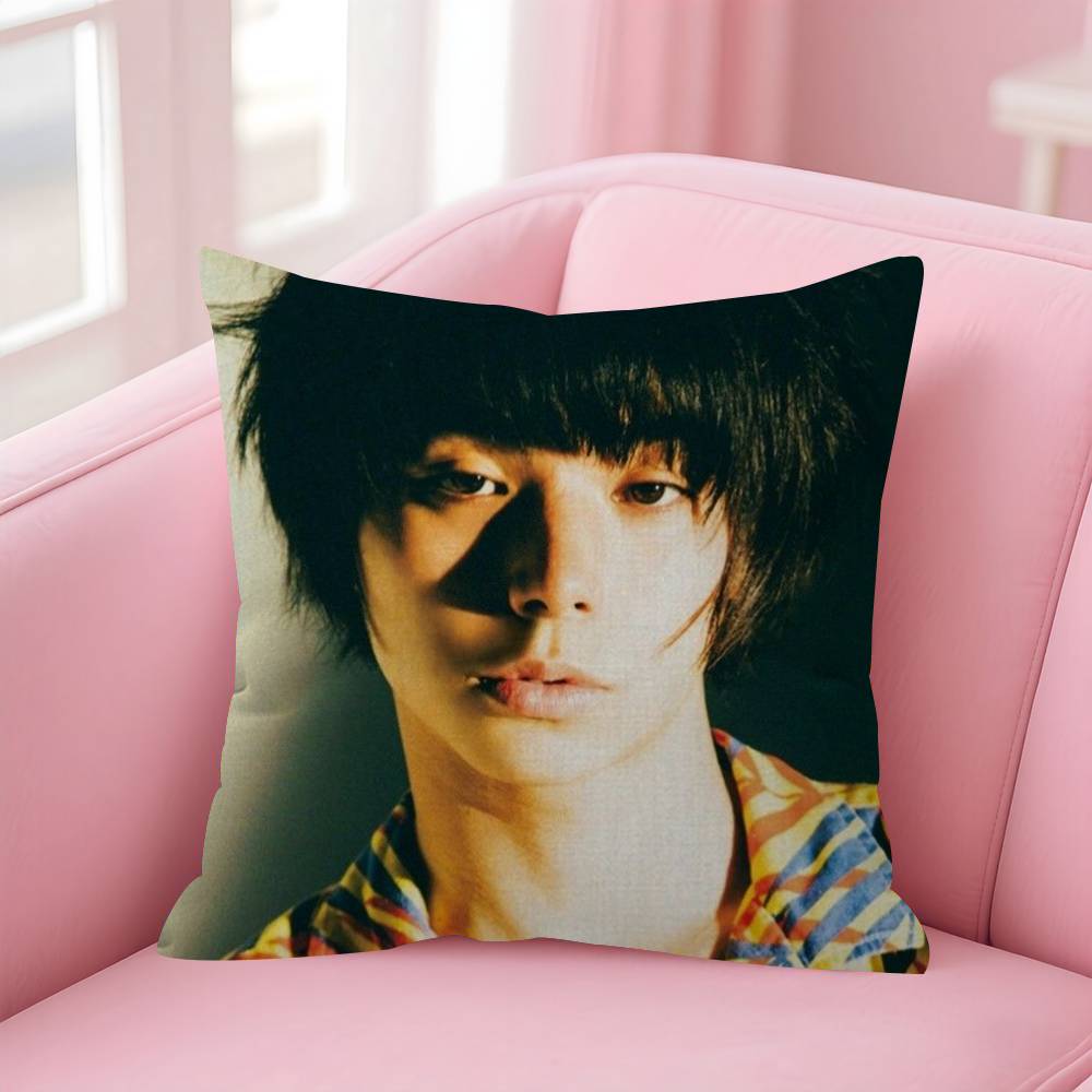 Actor NNijiro Murakami Cushion Cover Car Throw Pillow Case For Sofa Car Christmas Gift