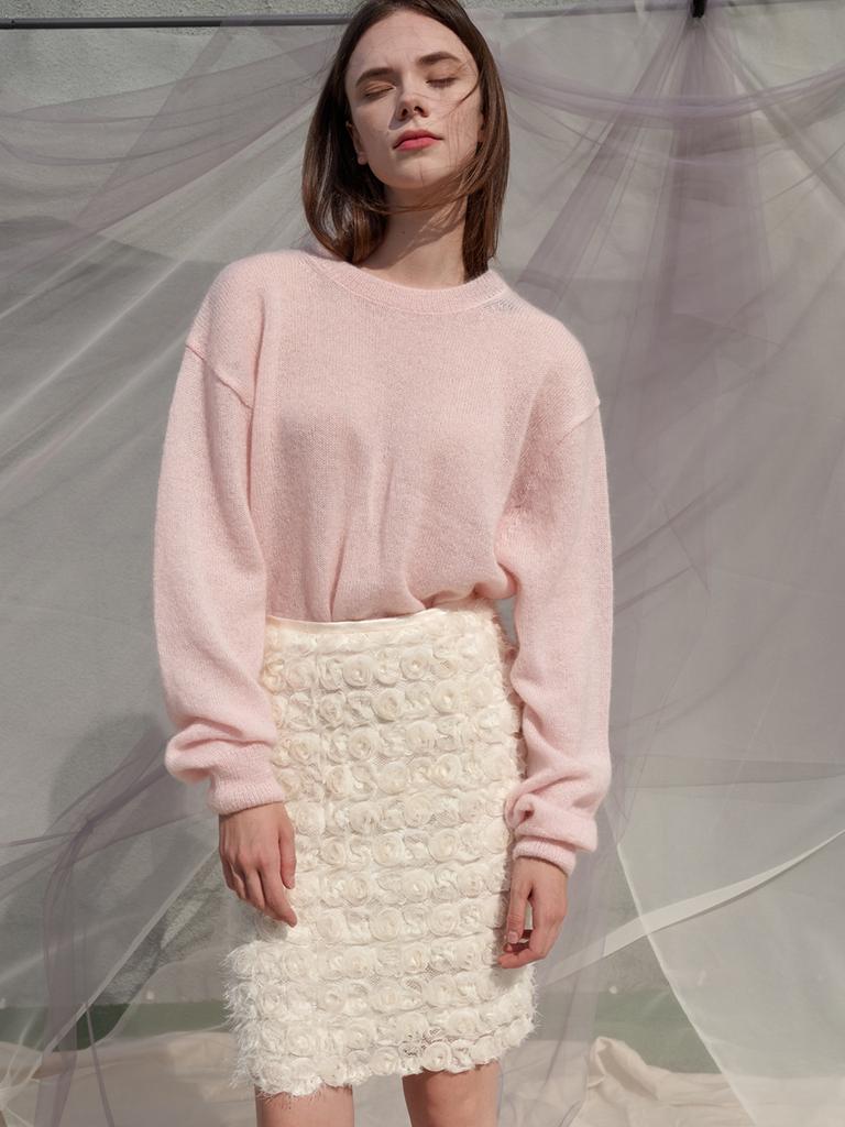 Sorry, Too Much Love Rosierose Lace H Line Skirt_Cream
