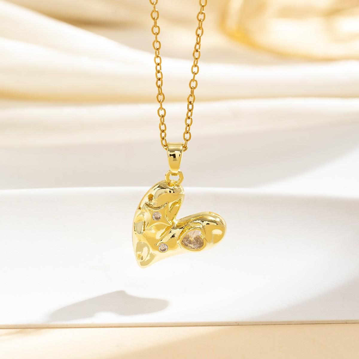 

Small Heart Zircon Pendant Necklace For Women Minimalist Fashion Collarbone Chain Dainty Love Design