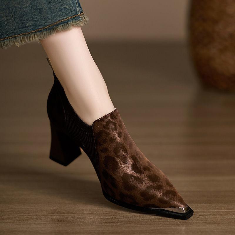 

Ретро вязаные вставки леопардовый принт туфли-лодочки женские металлический носок толстый каблук темперамент высокие каблуки водонепроницаемая платформа маленькие кожаные туфли 40 коричневый