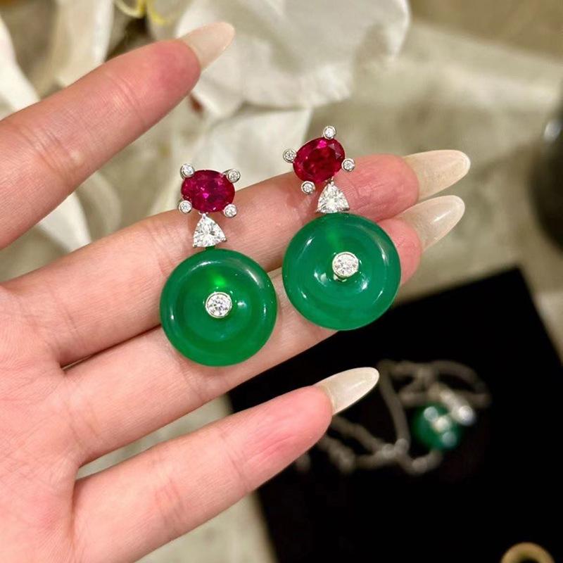 

Fan Bingbing Style Gold-Plated 925 Silver Earrings with High-Carbon Diamond & Natural Chalcedony Dangles 925 Silver