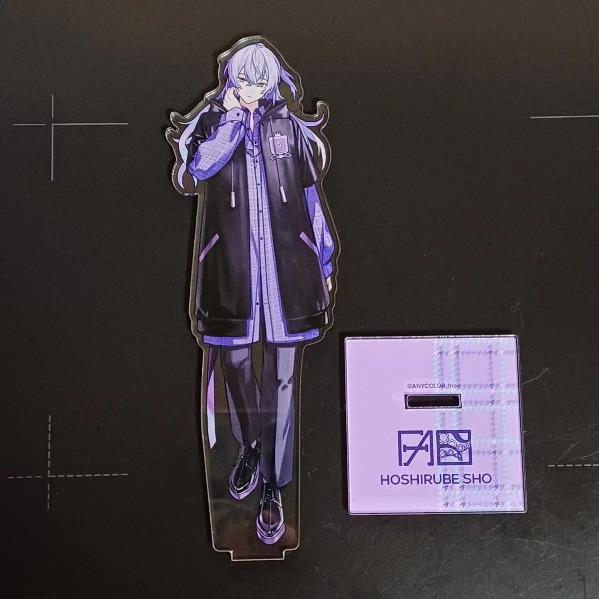 

Niji Sanji Ditika Hoshirube Show Fashionable Autumn Acrylic Stand