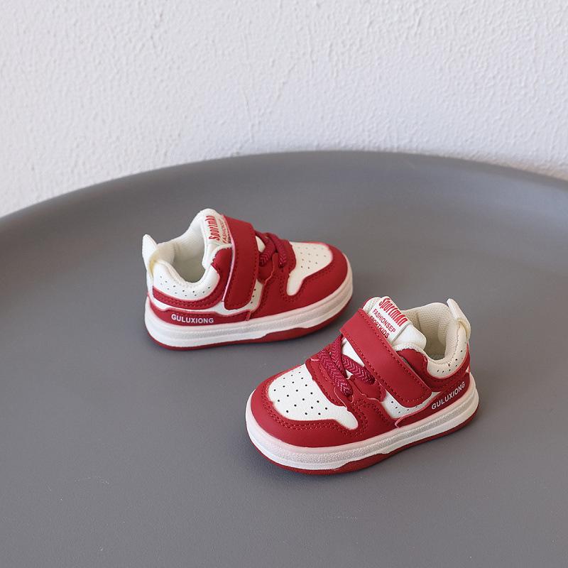 Non-Slip Breathable Shoes for 0-6-Year-Olds: Soft Sole Toddler & Children's Sports Board Shoes for Boys & Girls