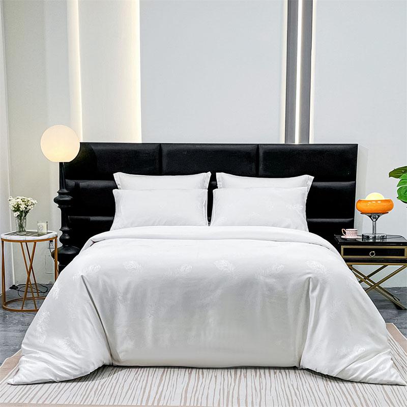 Luxury Glossy Jacquard Duvet Cover Set High-Quality Solid Satin Soft Quilt Cover Kits Four Seasons Home Accessories for Bedroom