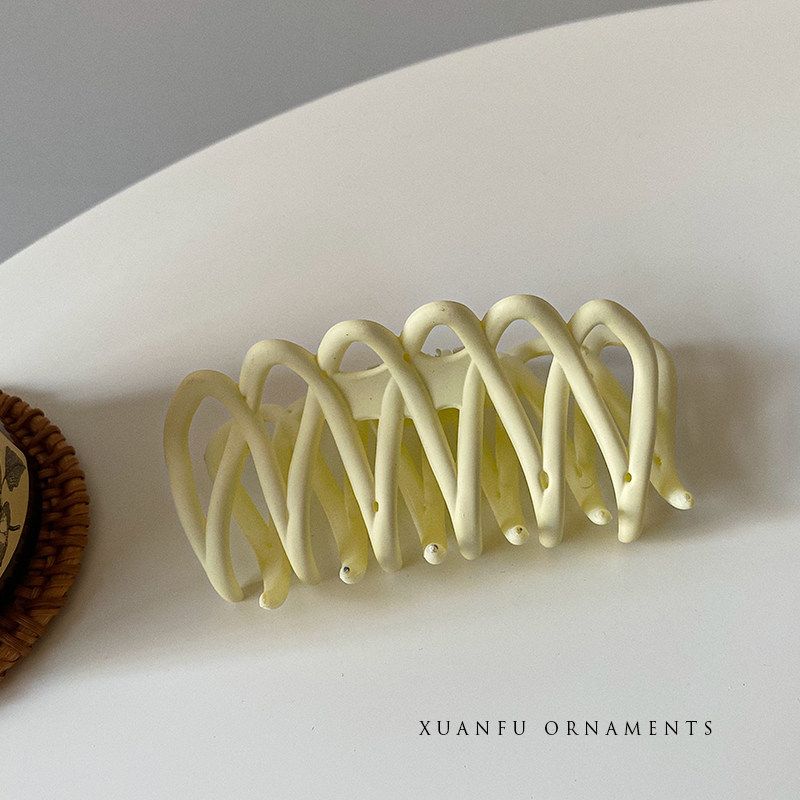 Dongdaemun Special-Interest Design Fence Hollow Paint Barrettes Rice White