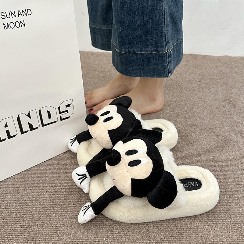 Mao Mao slippers women's outer wear 2025 new autumn and winter Korean version thick bottom height increase small home plush cotton slippers