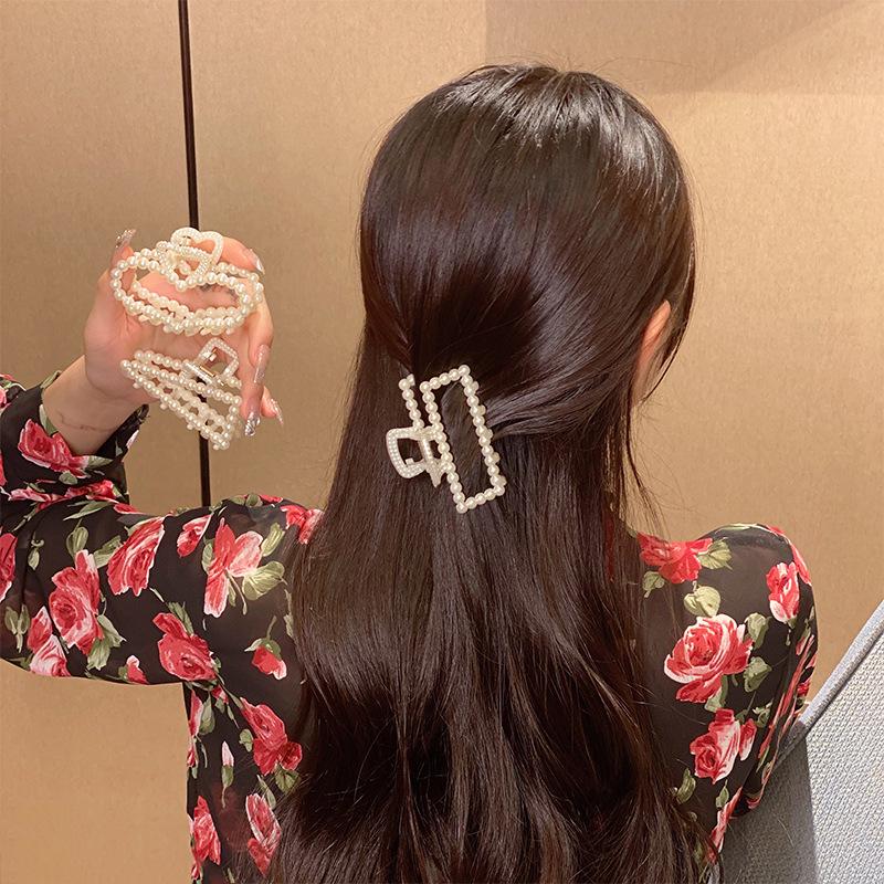 Elegant Korean Pearl Shark Hairpin Clip for Back of Head 