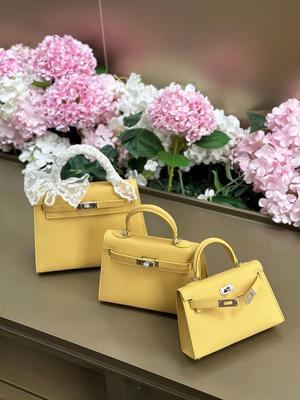 Geantă avansată din piele cu amprentă manuală Dreamy Pink Purple Fashion Versatilă, portabilă, cu un singur umăr, geantă ușoară de lux pentru femei