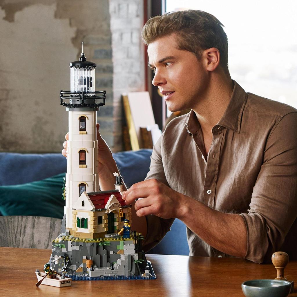 LEGO Idea Lighthouse Toy Toy Present Birthday Block Christmas Men Women Interior Stylish Mother Father 21335 (with Motor)