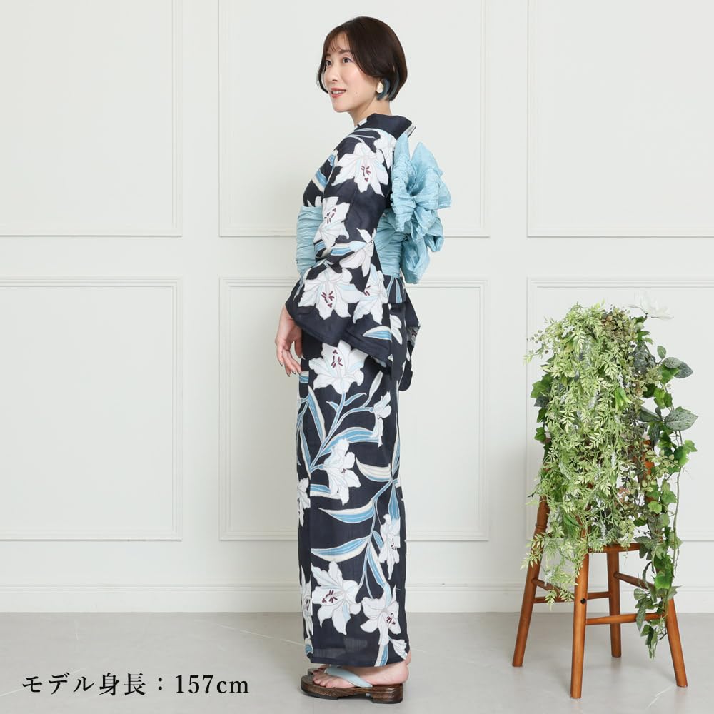 Kyoto Kimono Yuzen Women's Two-Piece Floral Yukata Set with Obi (Heko Obi) (Navy with Lilies)