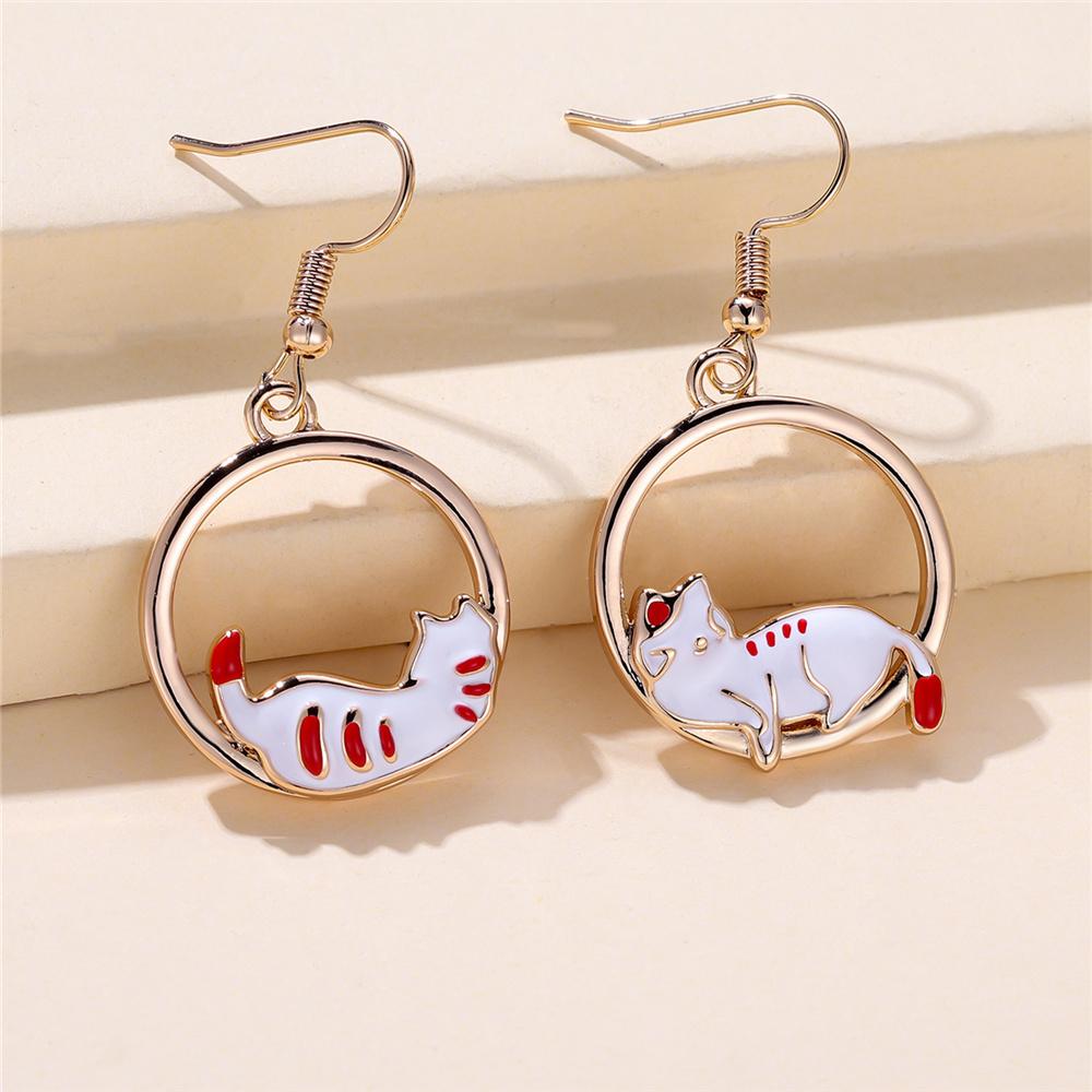 Unique Female  White Cat Round Metal Drop Dangle Earrings Cute Gold Color Party  For Women