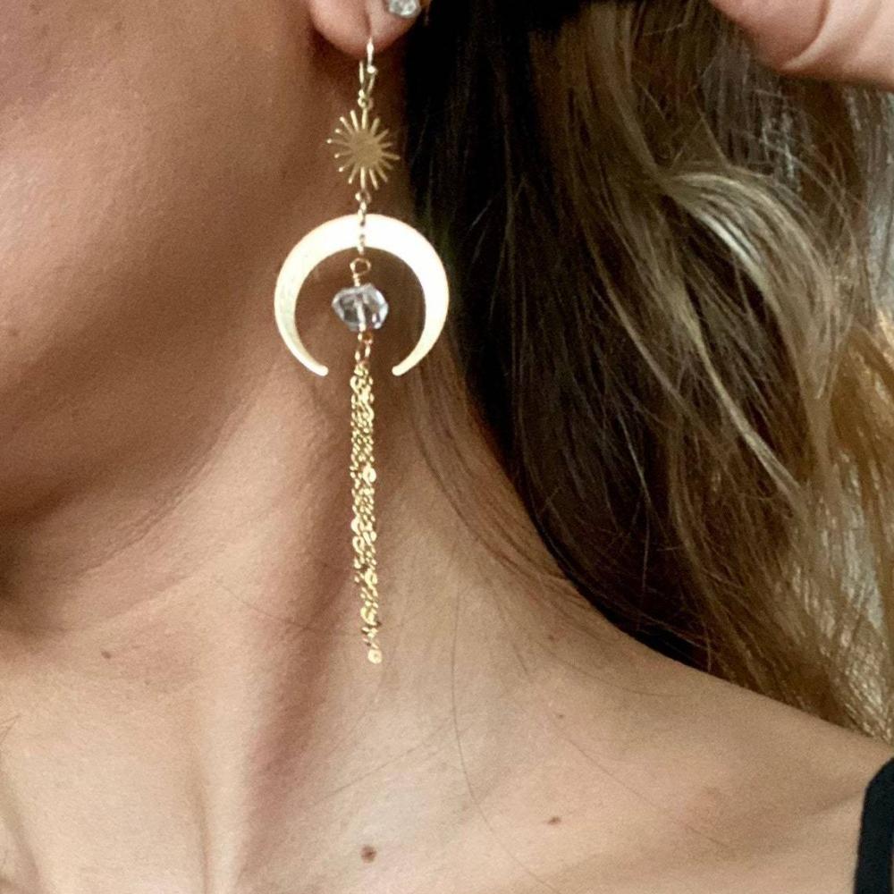 Bohemia Charm Gold Color Stainless Steel Sun Crescent Irregular Natural Crystal Beads Tassel Dangle Earrings for Women Jewelry