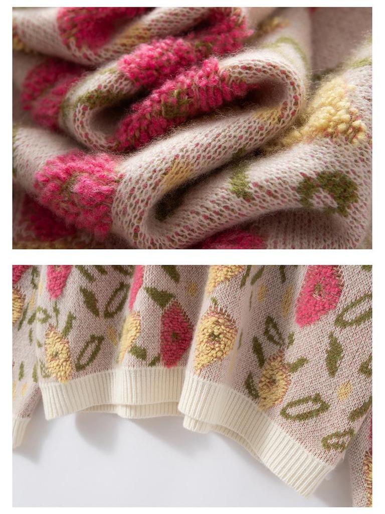 Cashmere Peach Blossom Jacquard Heavy Brushed Sweater, Round Neck, Loose Fit, Thick Wool.