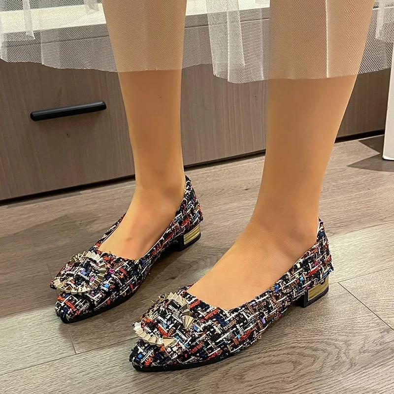 Spring and Summer Fashionable Metal Decorated Elegant and Comfortable Casual Mid-heeled Women's Shoes Chaussure Femme